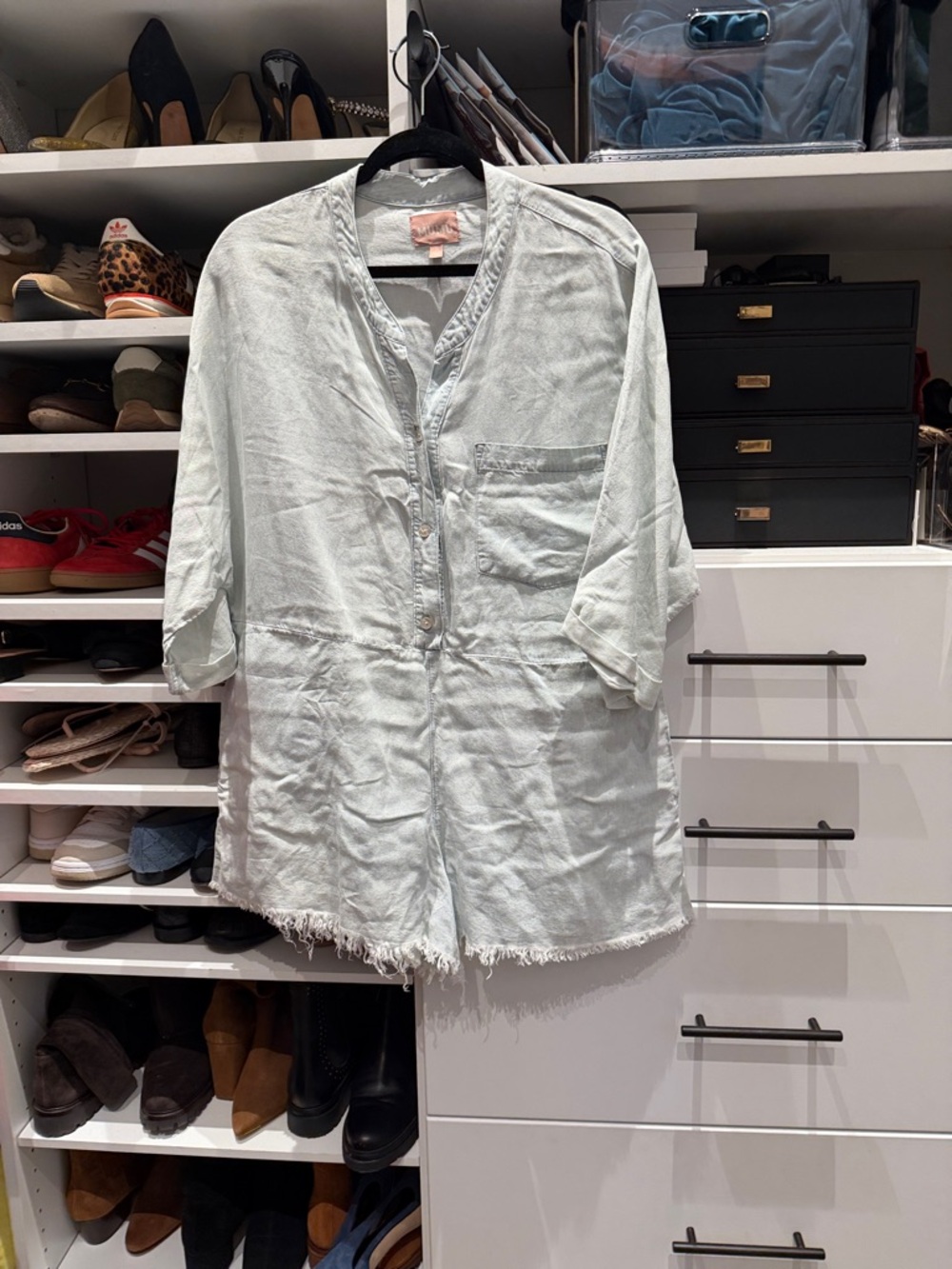 Show Me Your Mumu romper size small